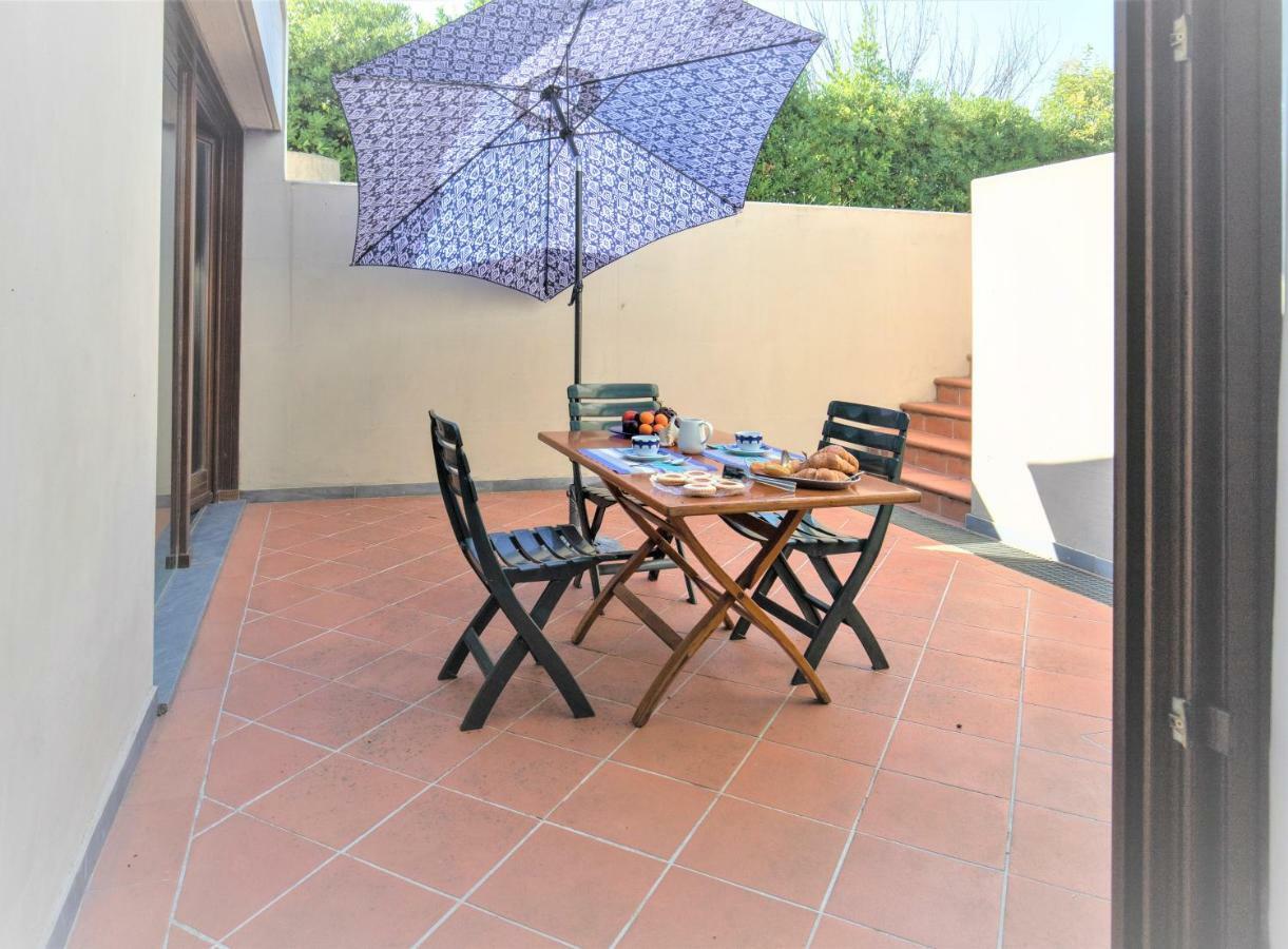 B&B Villa Apuana Marina Di Carrara Esterno foto