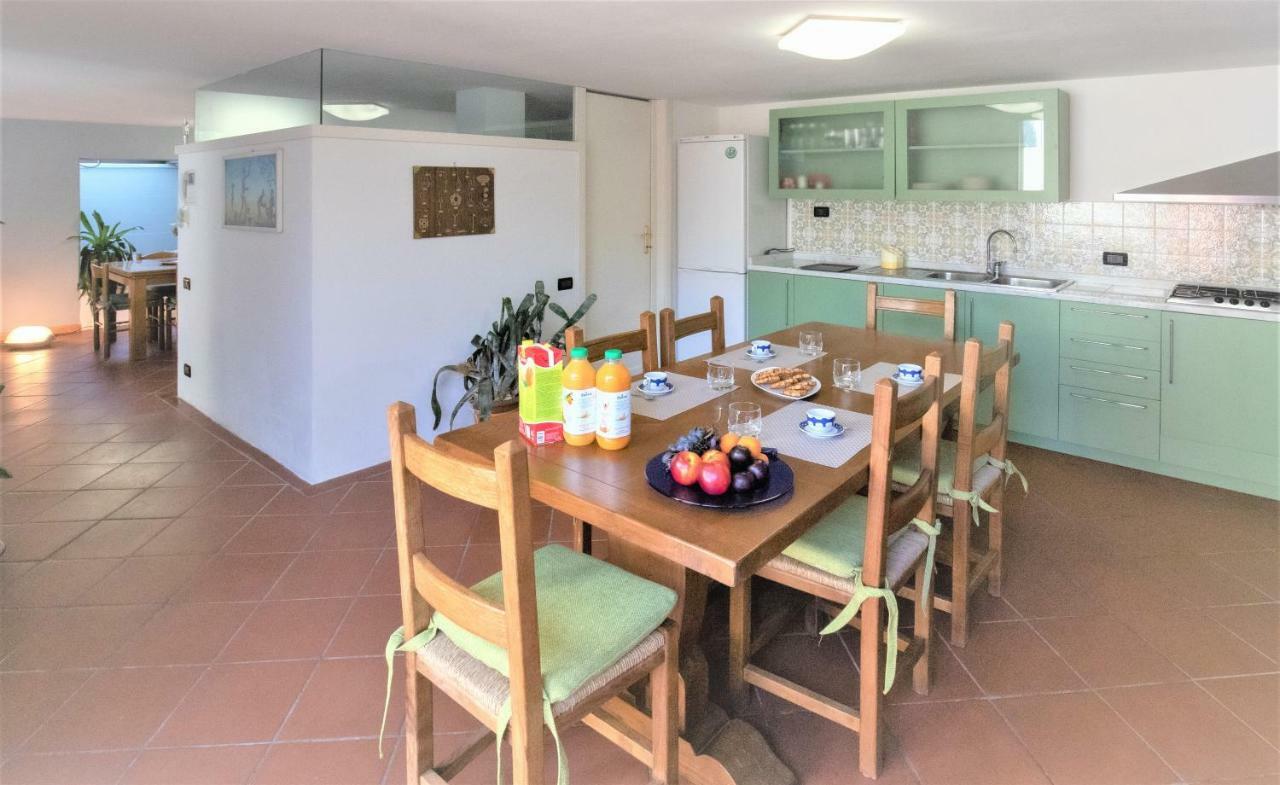 B&B Villa Apuana Marina Di Carrara Esterno foto
